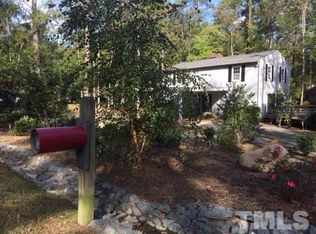 18 Rogerson Dr, Chapel Hill, NC 27517