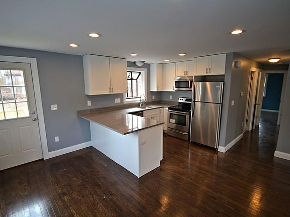 5th image of 56 Weston Ave