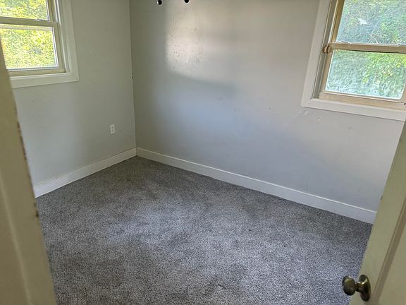 5th image of 2862 Sage Ave