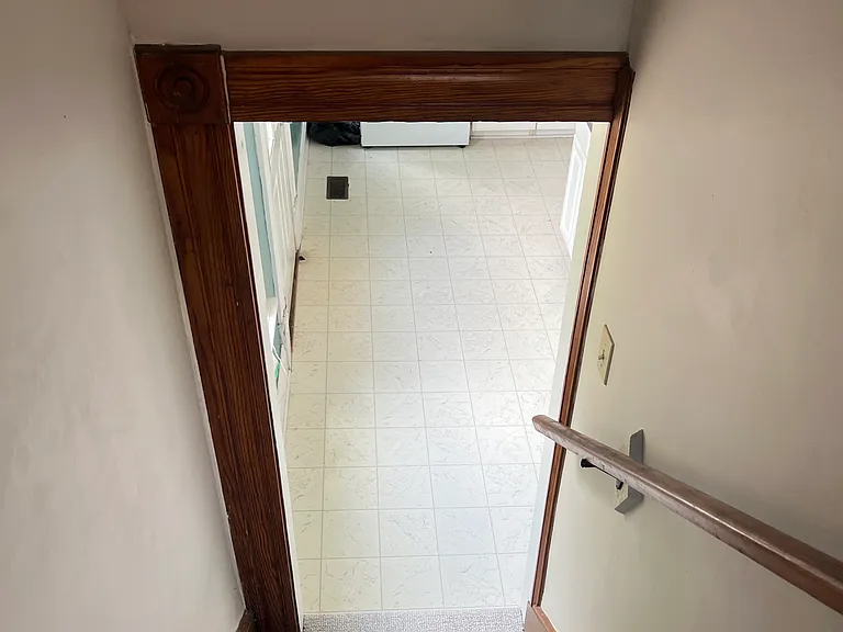 183 S 19th St #1 — Photo 30