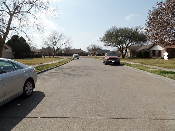 4th image of 3104 Jamestown Dr