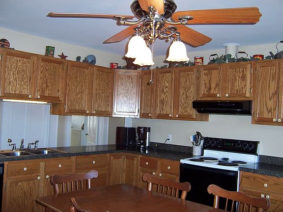 Kitchen Oak Cabinets