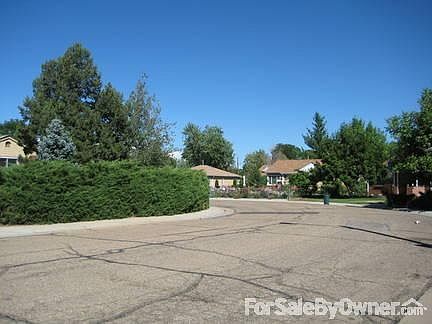 2nd image of 2050 Rosemary St