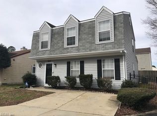 869 Page Pl, Newport News, VA 23608