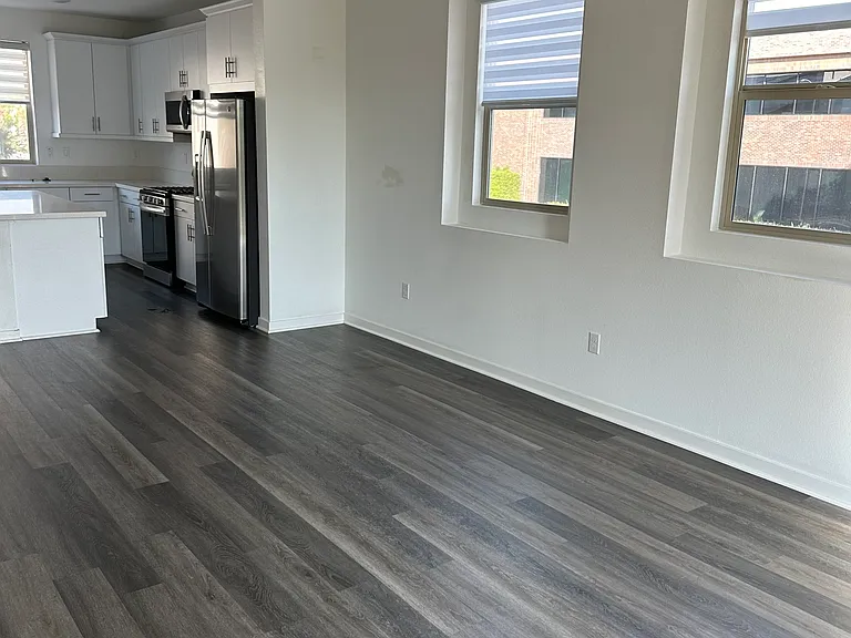 1042 Split Ct — Photo 12