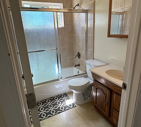 3rd image of 138 Madison Ave