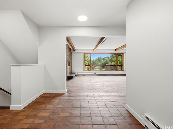 4th image of 316 3RD AVENUE