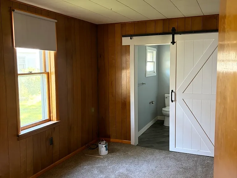 234 N Market St — Photo 5