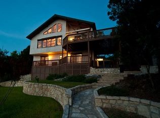 1813 Pebble Beach Rd, Lakehills, TX 78063