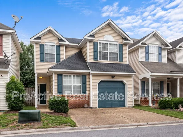 11 Camellia Ln, Hampton, VA 23663