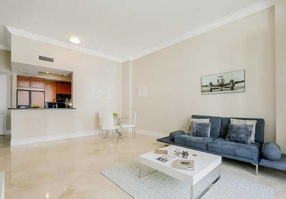 Home For Sale In Palmetto Place