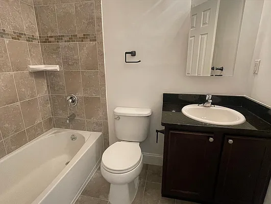 Rented by PMG Real Estate  | media 6