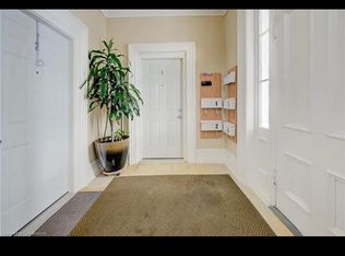 74 McNaughton St, Cambridge, ON N1R 1Z3