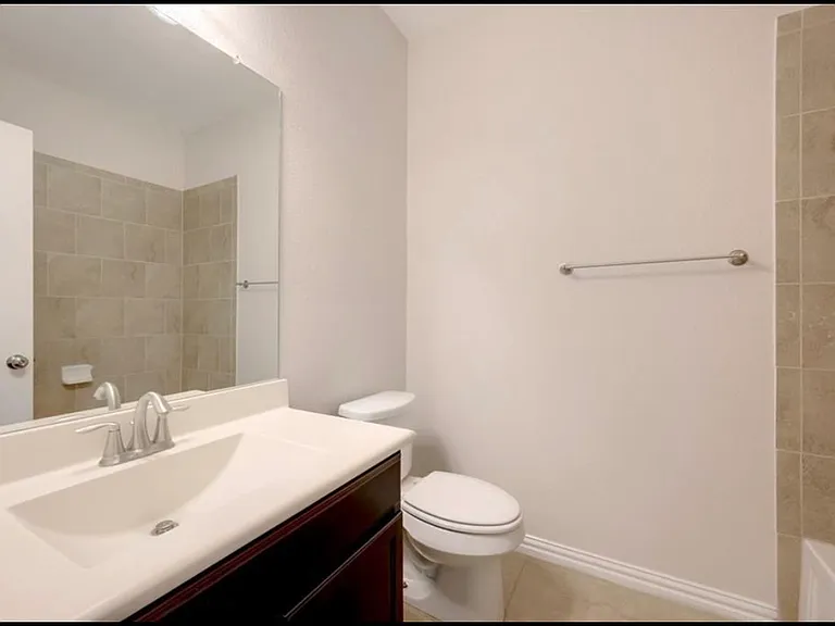 528 Rancho Verde Dr — Photo 18
