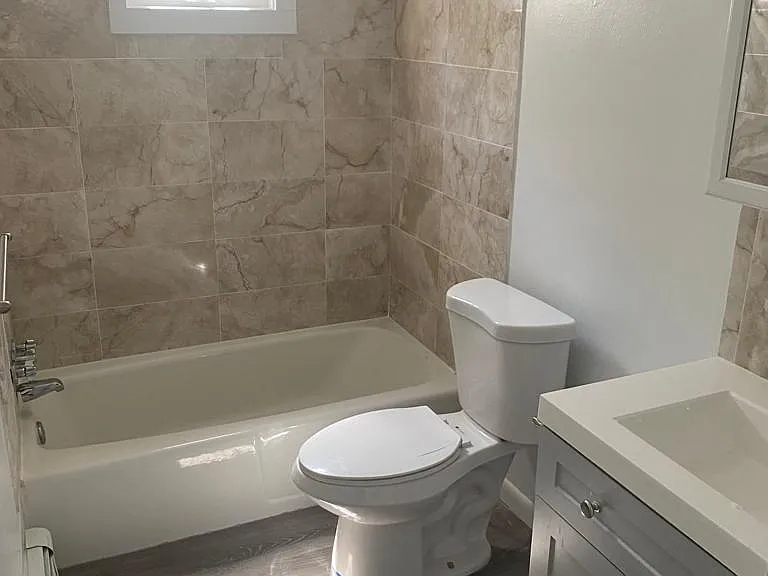 Carriage House — Photo 7