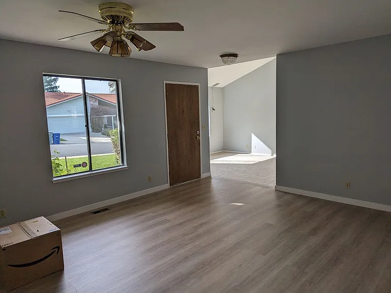 4497 Snowberry Ct — Photo 12