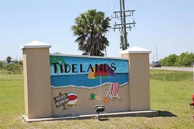 1st image of 906 Sand Dune Dr
