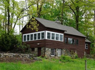 25 W Ridge Rd, New Fairfield, CT 06812