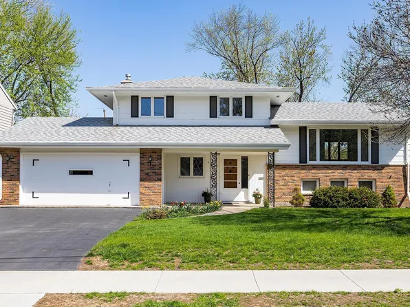 4304 W 42nd St, Edina, MN 55416