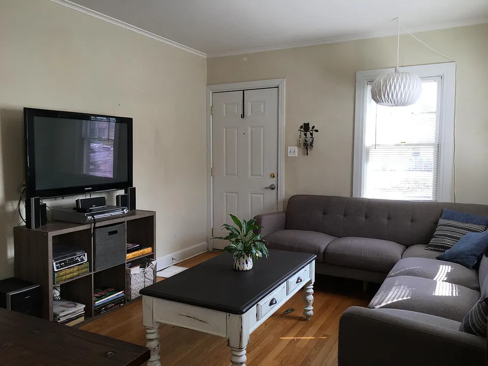 1637 Uinta St
