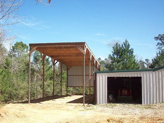 4th image of 530 Lakeview Cir