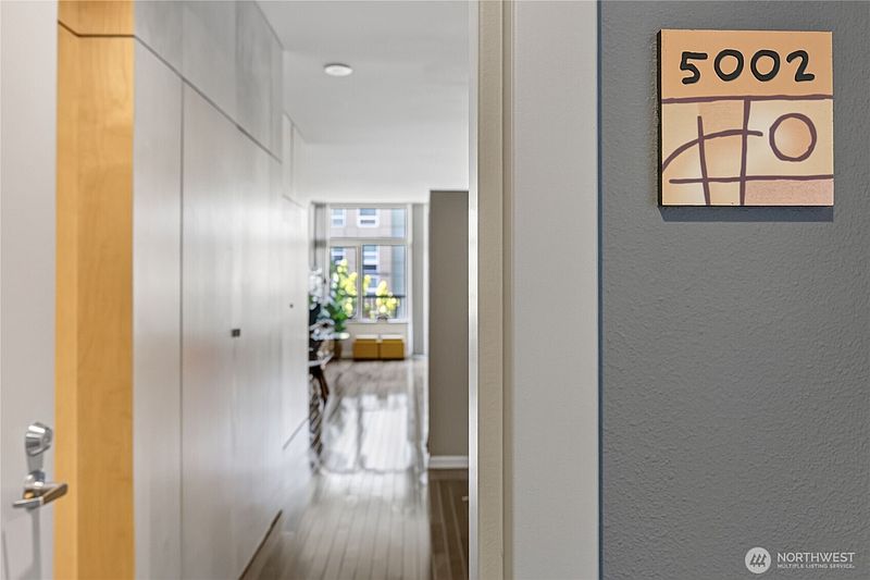 2nd image of 2717 Western Avenue #5002