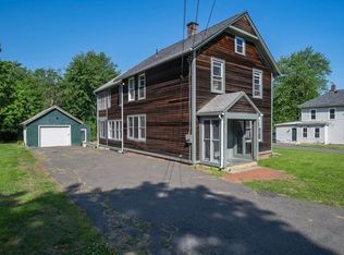 29 Hazel Ave, Amherst, MA 01002