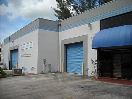 5th image of 1801 NW 93rd Ave