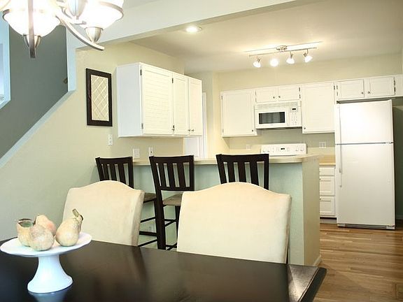 Dining Room & Kitchen