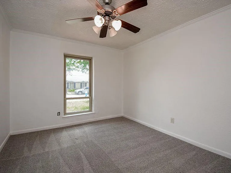 21338 Park Villa Dr — Photo 14
