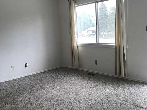 5th image of 485 River View Dr