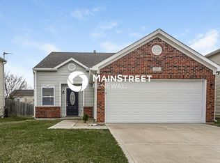 727 Red Leaf Ln, Greenwood, IN 46143