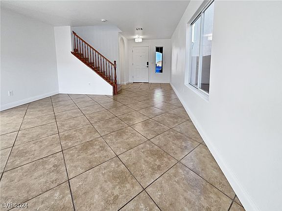 3rd image of 8873 Stallings St