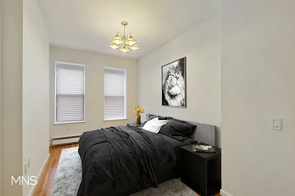 Sold by MNS | media 11