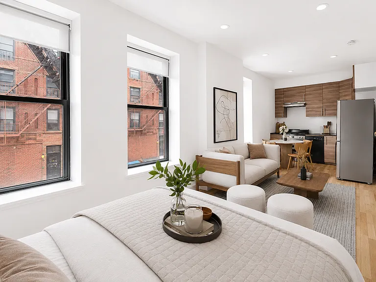 372 2nd St #3B — Photo 2