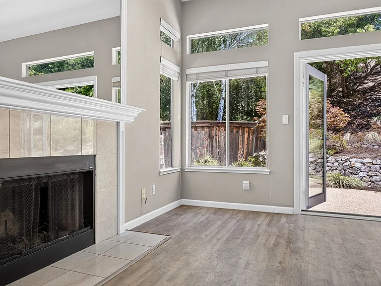 509 Suisun Ct — Photo 16