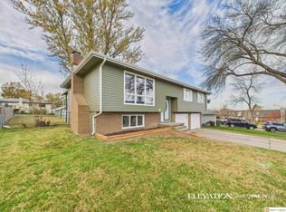 3715 Gayle Ave, Bellevue, NE 68123