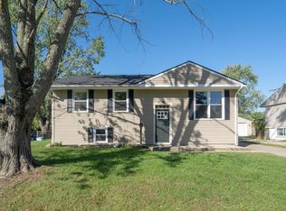 221 Lincolnshire Rd, Columbus, OH 43230