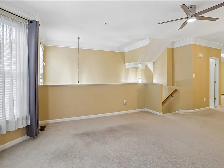 2943 Saint Helen Cir — Photo 8