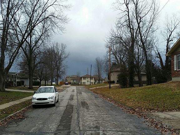 5th image of 2905 Belle Haven Dr