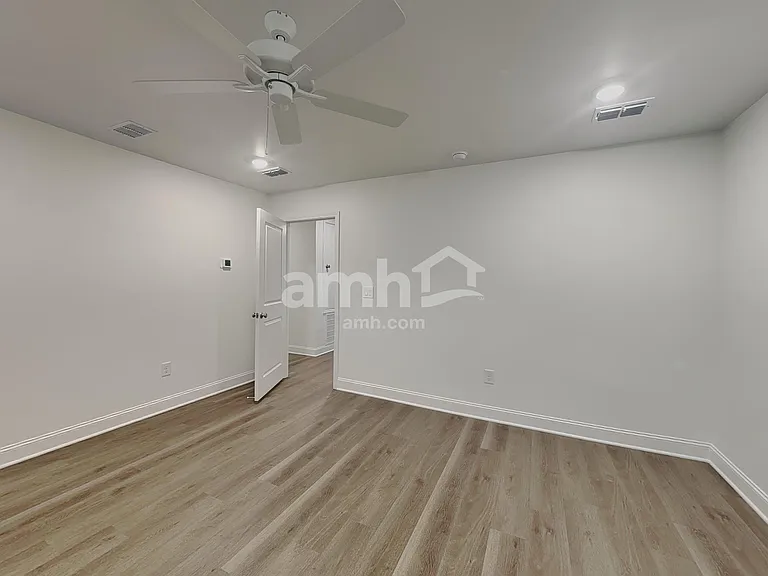1488 Aquamarine Dr — Photo 9