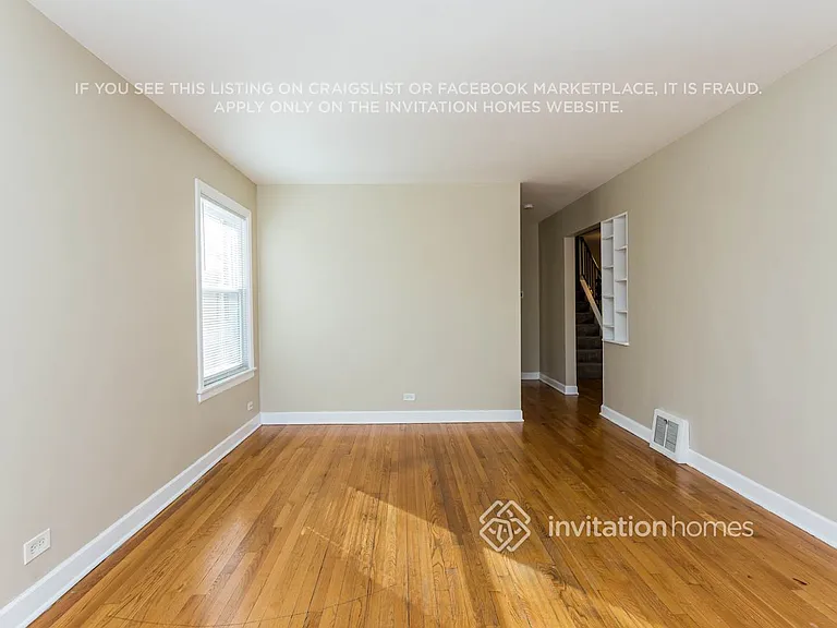 2526 Maple St — Photo 7