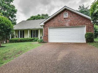 708 Sugartree Ln, Franklin, TN 37064
