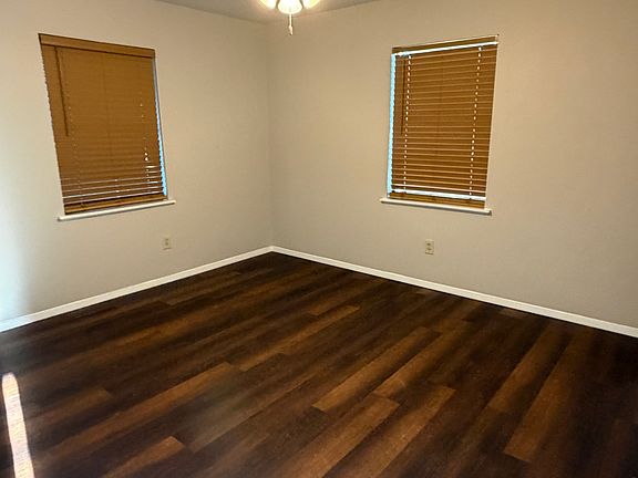 5th image of 102 Felder Dr