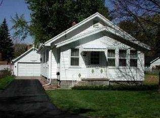 2276 Brown Rd, Oregon, OH 43616