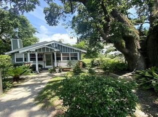 4542 Old Pass Rd, Gulfport, MS 39501