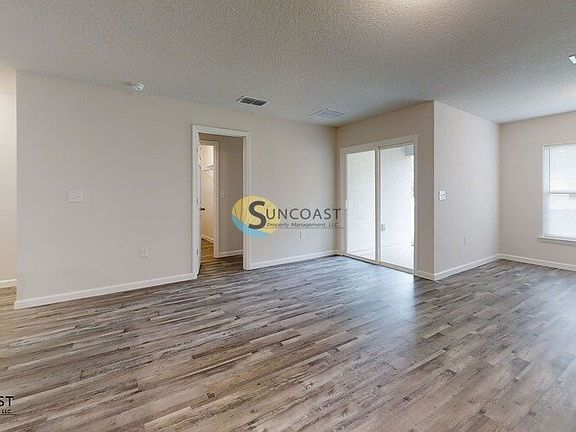 4th image of 70 Plain View Dr #B
