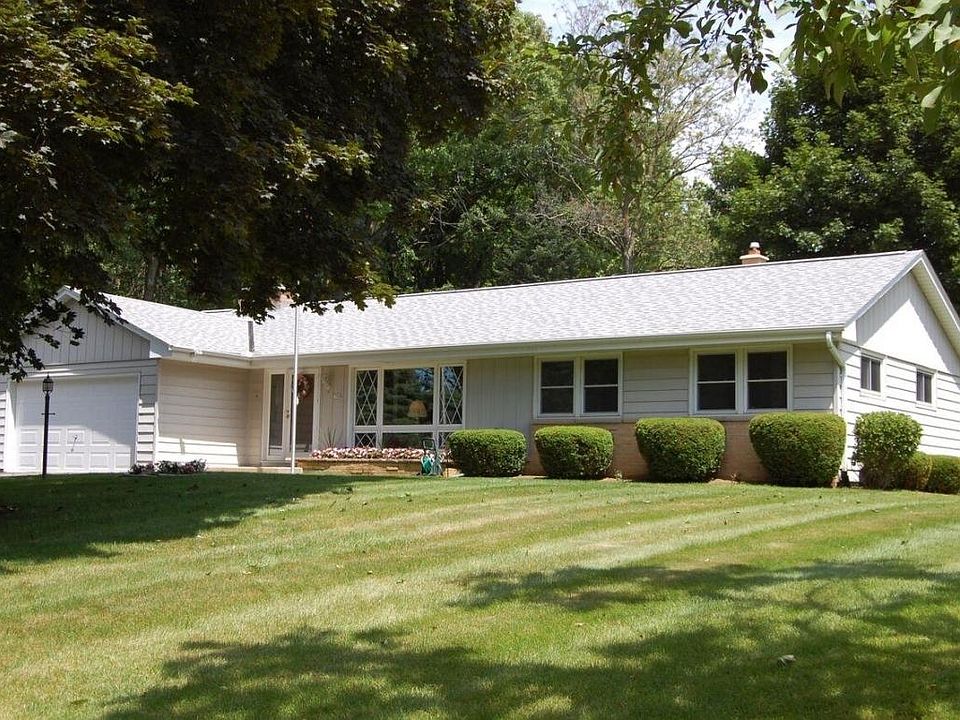 1st image of 7768 N 51st St