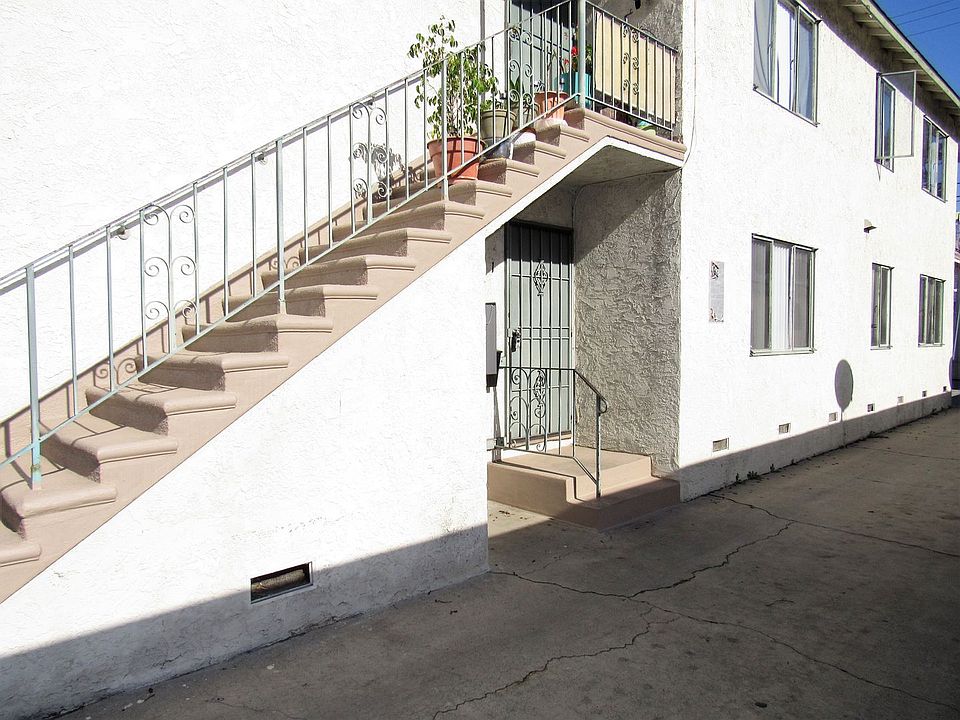 1st image of 5960 Linden Ave APT 1
