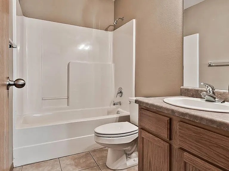 5817 Slape St — Photo 11